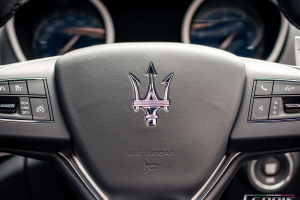Maserati GranLusso-12