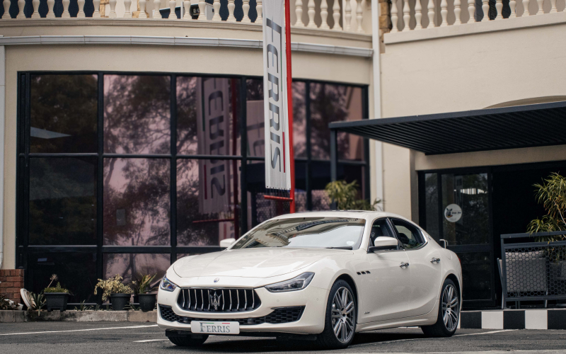 Maserati GranLusso-2