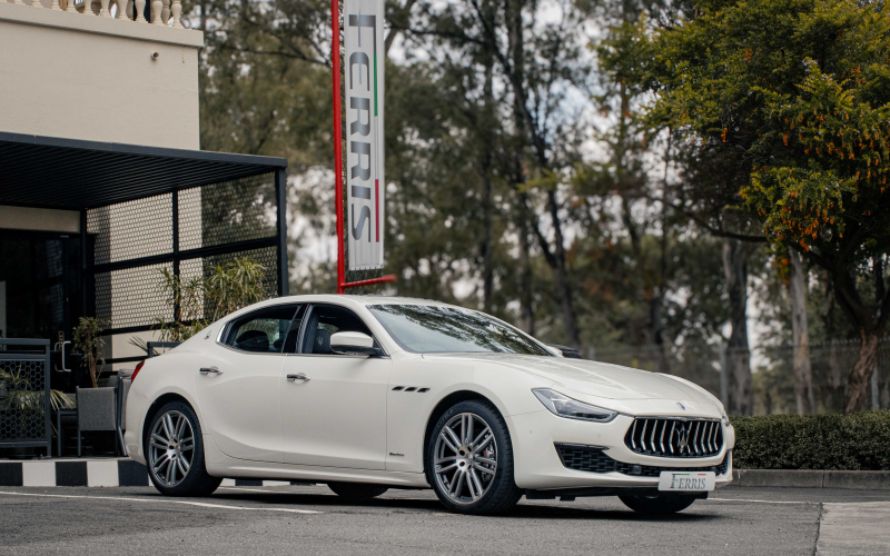 Maserati GranLusso-4